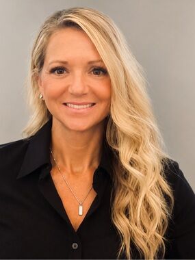 Meet your Posher, Nicole